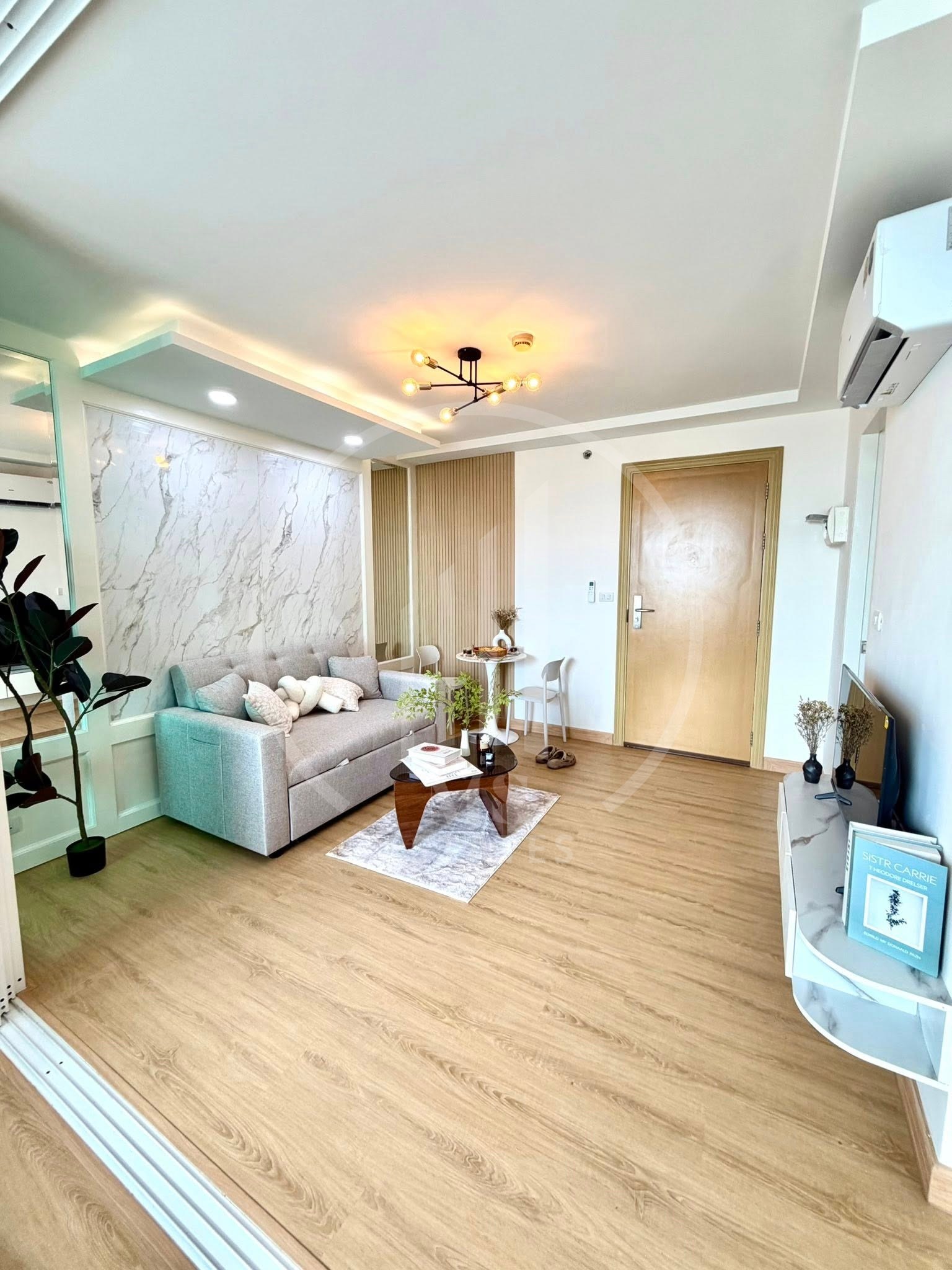 The Light Suanluang Condominium