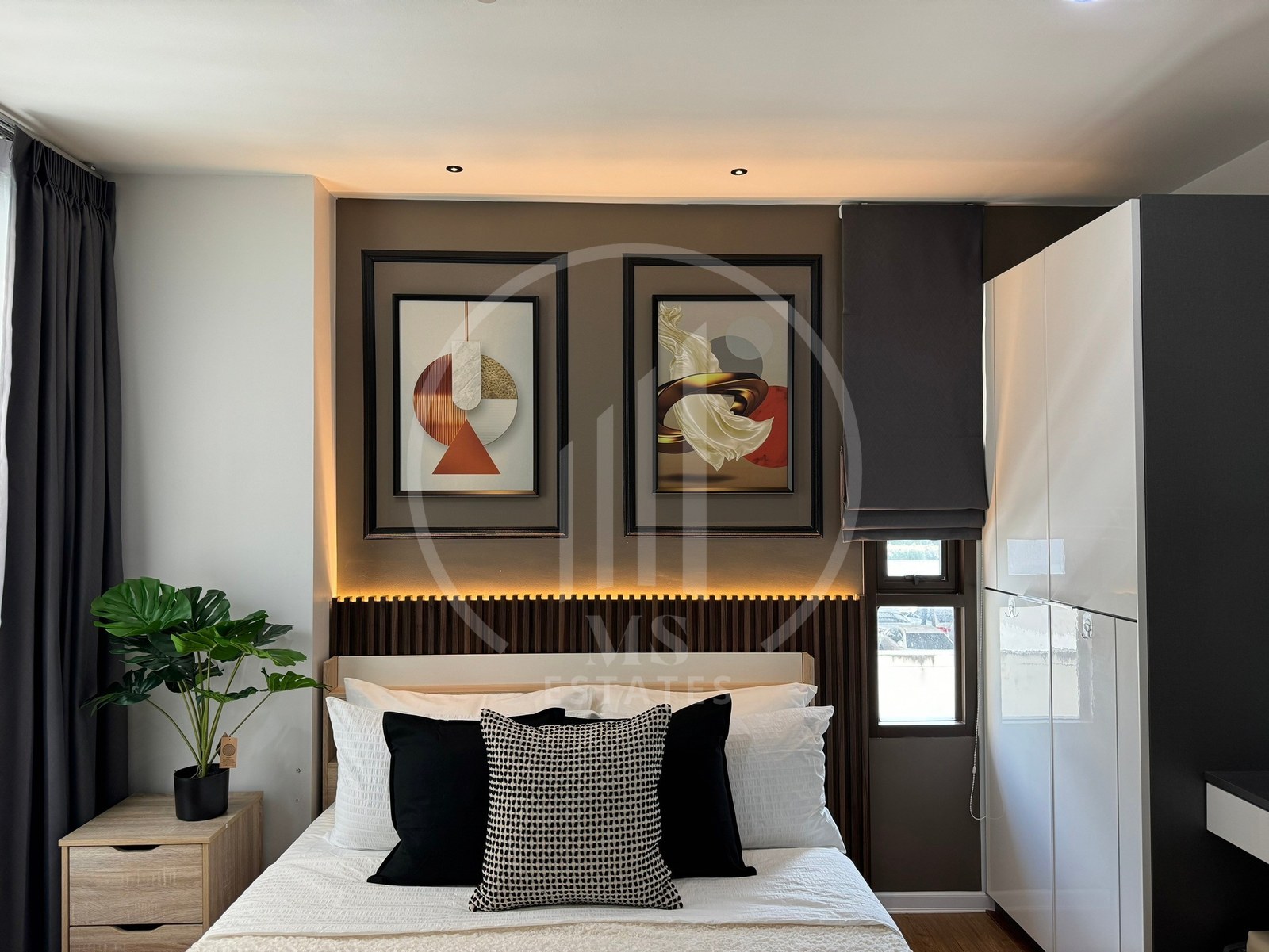 Zcape3 Condominium