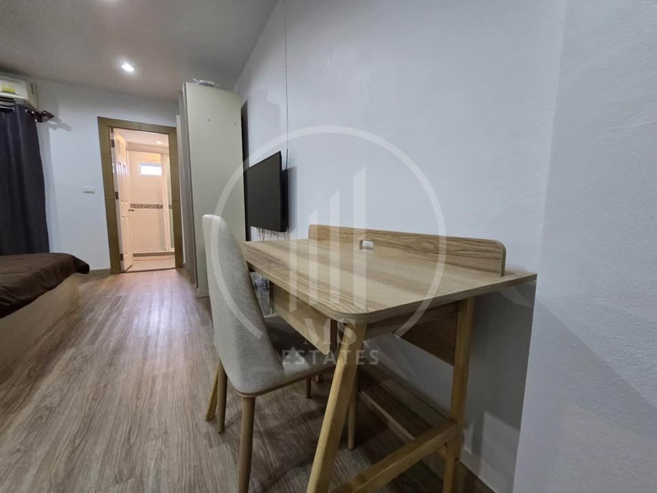 The View Condominium – photo 5