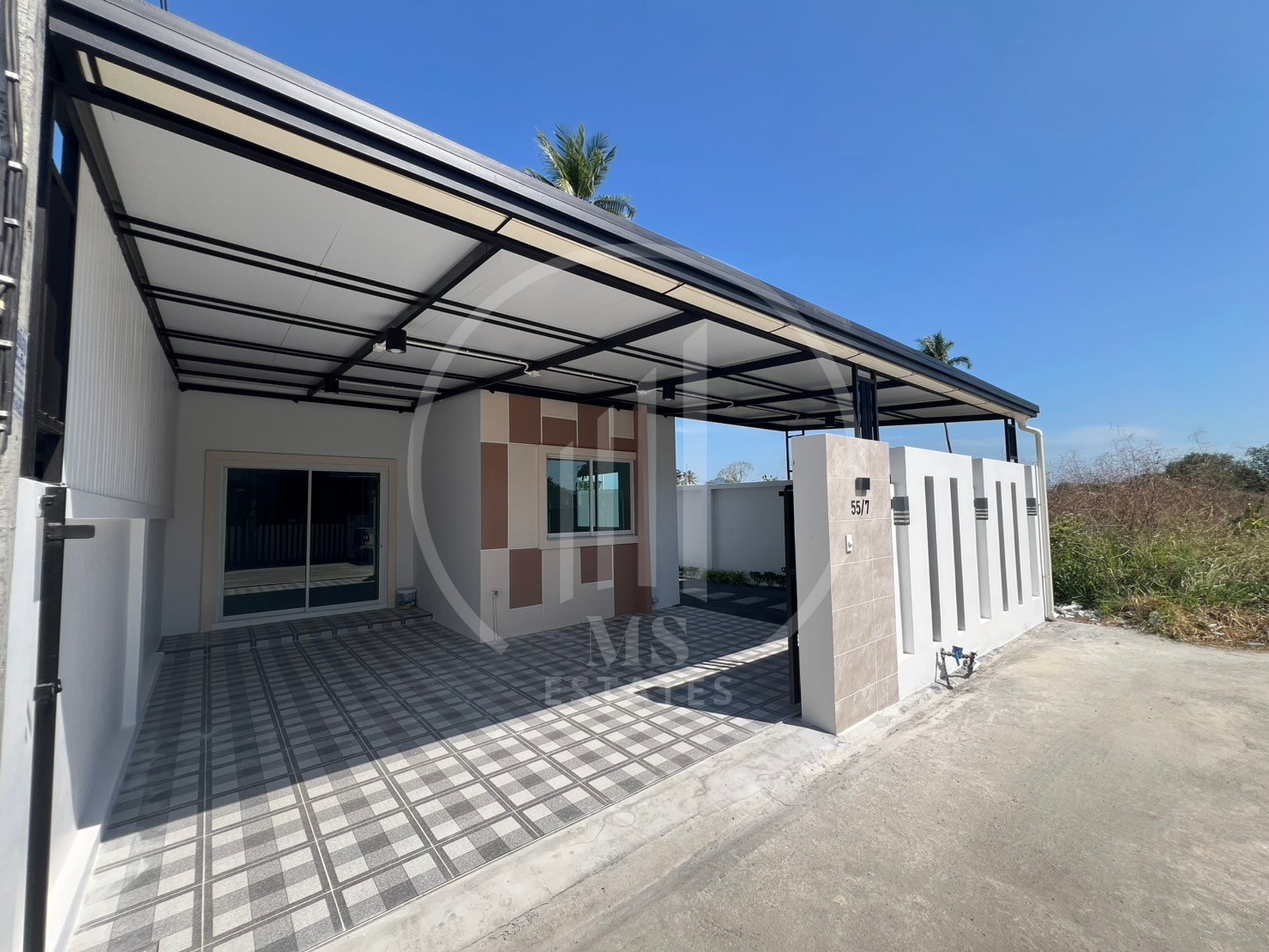 Baan Issara – photo 2