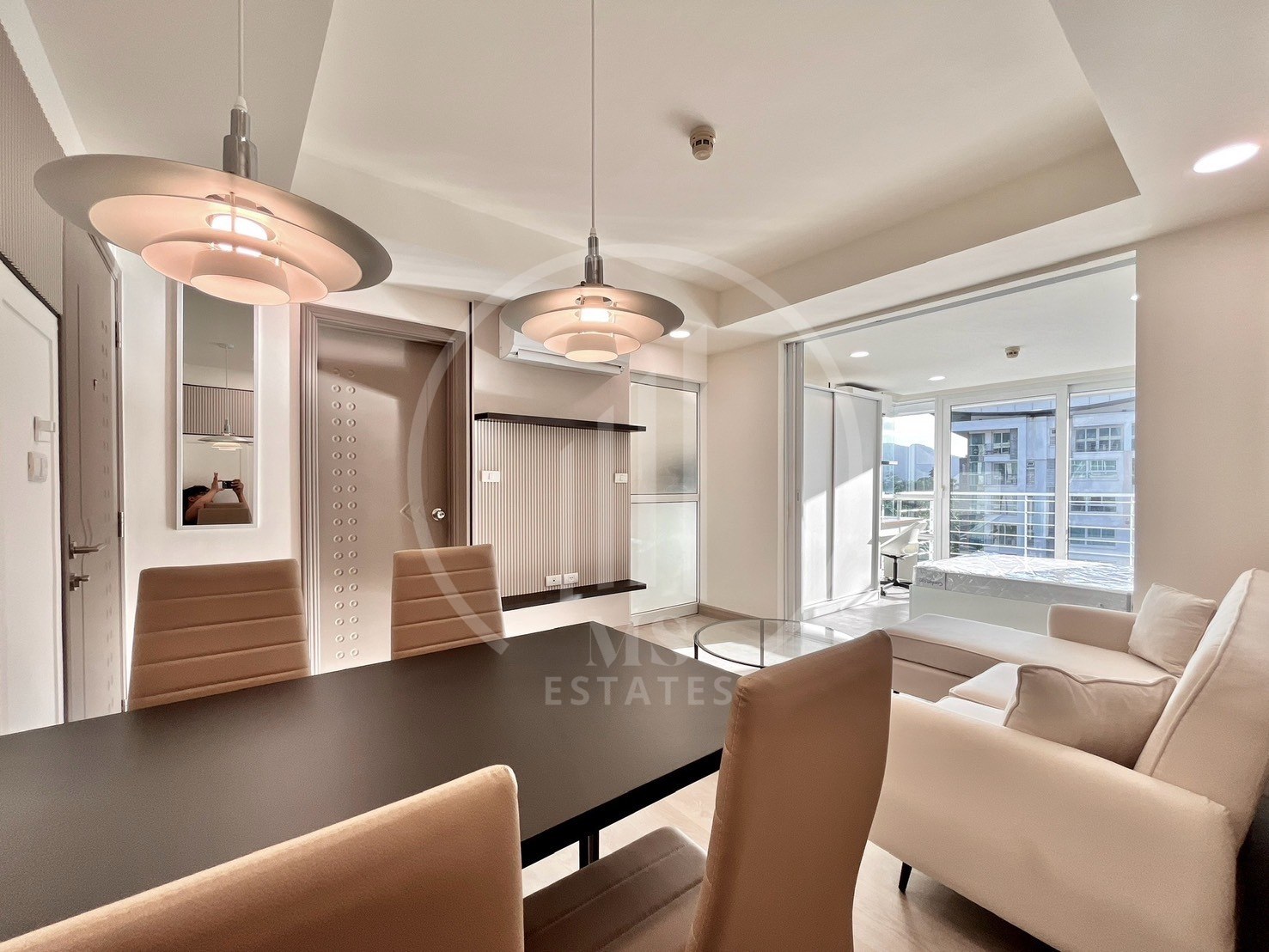 Royal Place Condo – photo 5