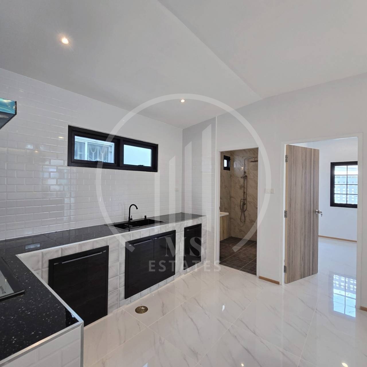 Modern Single-Story Twin Home – photo 5