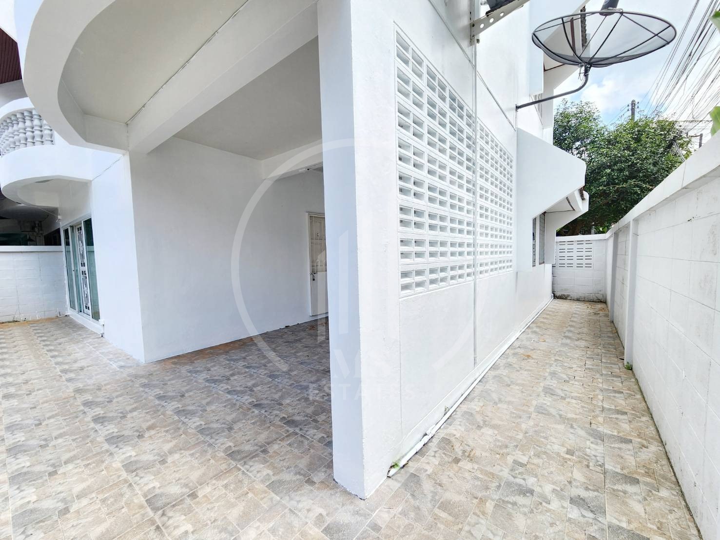 Beautiful Corner House in Kathu – photo 4