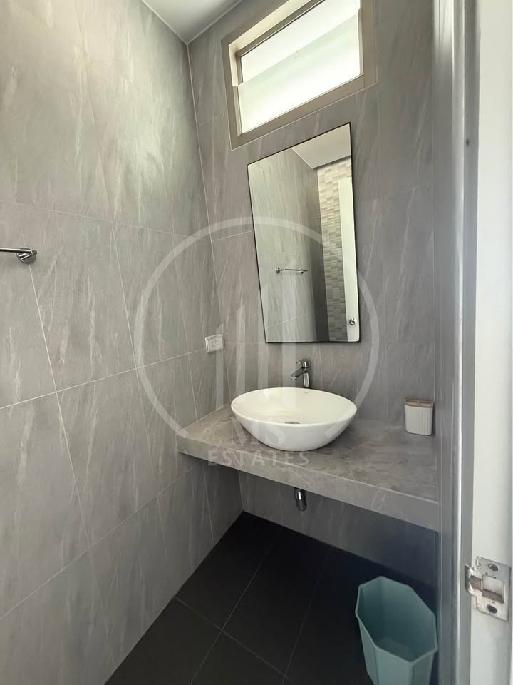 BRAND NEW HOUSE FOR RENT: Soi Pa Lai, Chalong